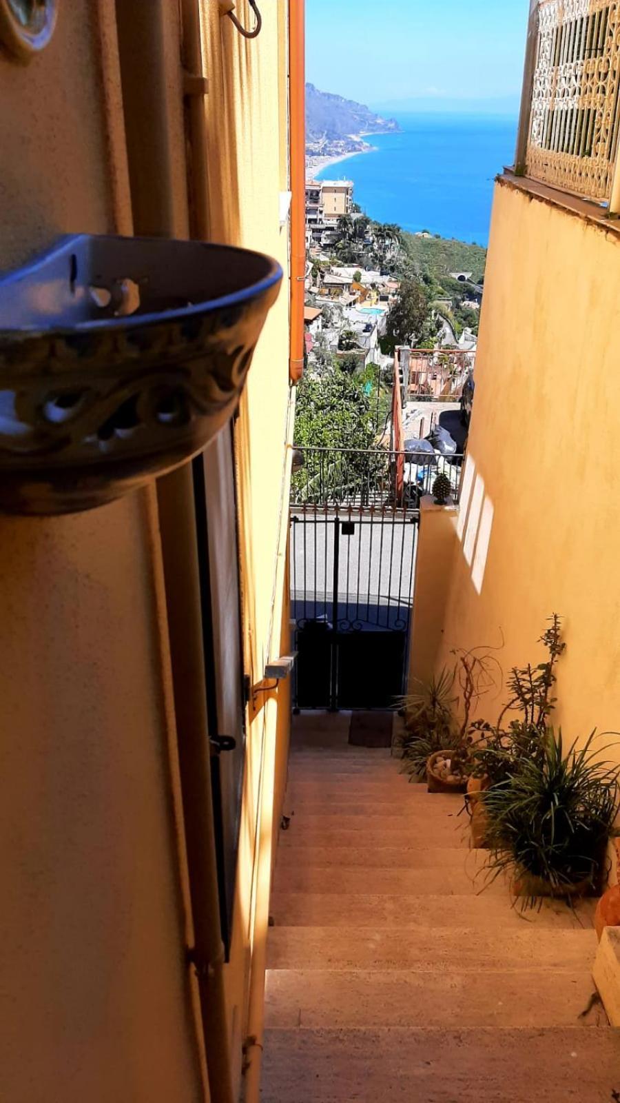 La Casa Gialla Taormina Luaran gambar
